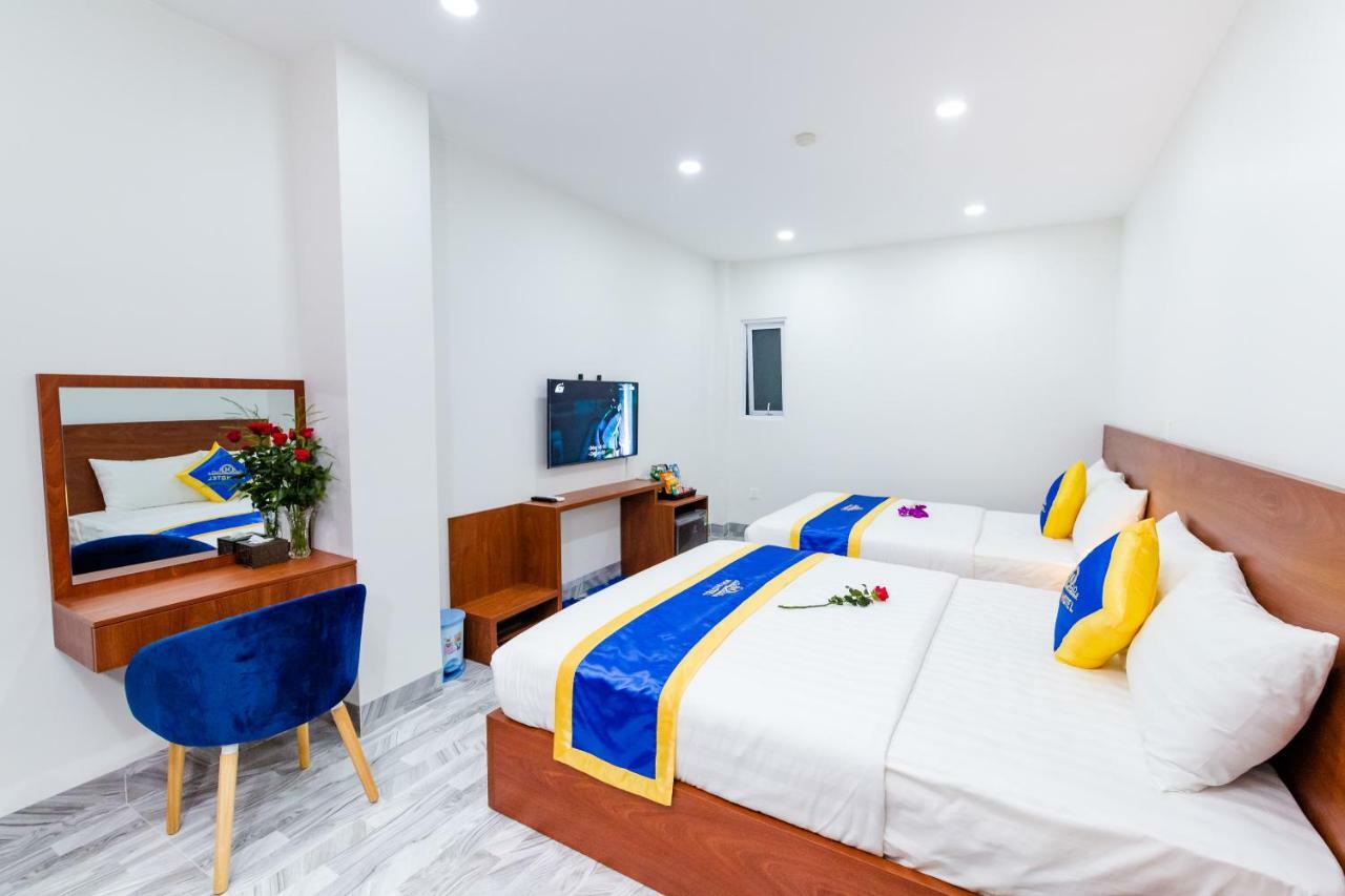 Mai Hotel - Airport Ho Chi Minh City Bagian luar foto
